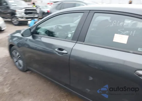 2024 Kia Forte Lxs из США, поврежденный, VIN 3KPF24AD5RE798979